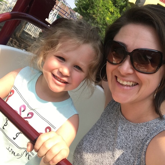 Meet your Posher, Bethany - Picture 3 of 6